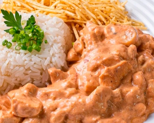 2 Marmitex Grande Com Strogonoff de Frango